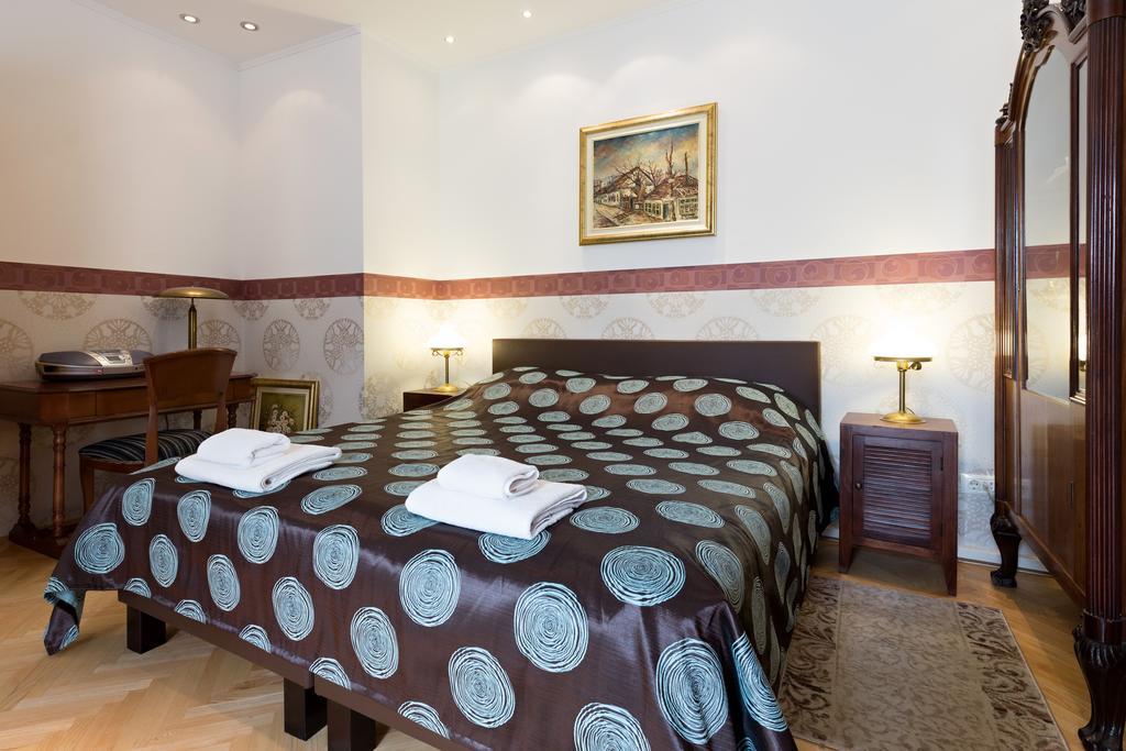 Dolce Vita Luxury Suites Belgrade Exterior photo